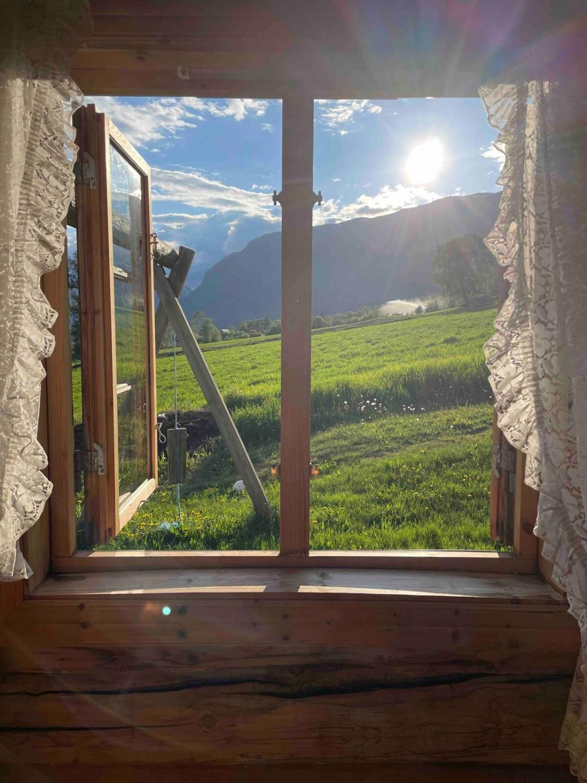 Stallen - Koselig Lite Hus Pa Gardstun Skjåk Exterior foto